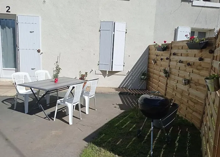 Dinah 17 Maison Dans La Campagne Rochelaise