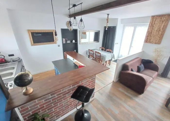 Dinah 17 Maison Dans La Campagne Rochelaise *